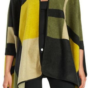 Vince Camuto color block wrap